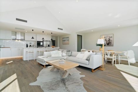 Photo of property in 47a Mcadam Drive, Jacks Point, Queenstown, 9371