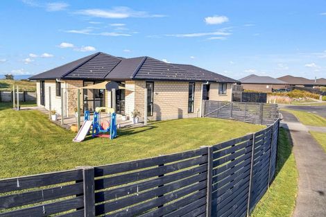 Photo of property in 28 Macdonald Heights, Feilding, 4702