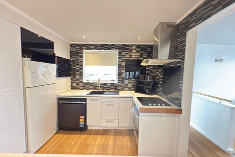 Photo of property in 22 Glenorchy Street, Glen Eden, Auckland, 0602