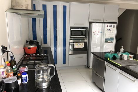 Photo of property in 8 Kouras Place, Flat Bush, Auckland, 2016