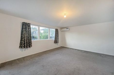 Photo of property in 35 Takapu Street, Henderson, Auckland, 0612