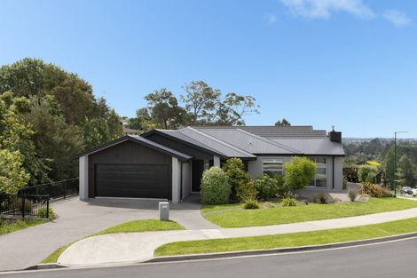 Photo of property in 77 Adler Drive, Ohauiti, Tauranga, 3112