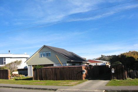Photo of property in 313 Marine Parade, New Brighton, Christchurch, 8061