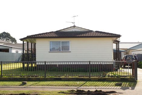 Photo of property in 74 Archboyd Avenue, Mangere East, Auckland, 2024