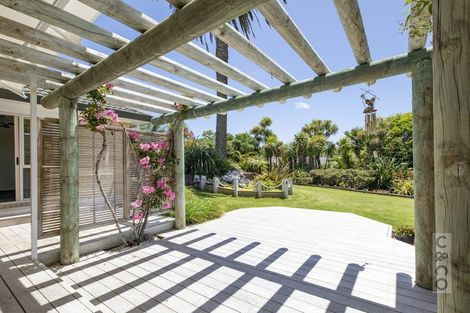 Photo of property in 10 Amber Place, Waimauku, 0812