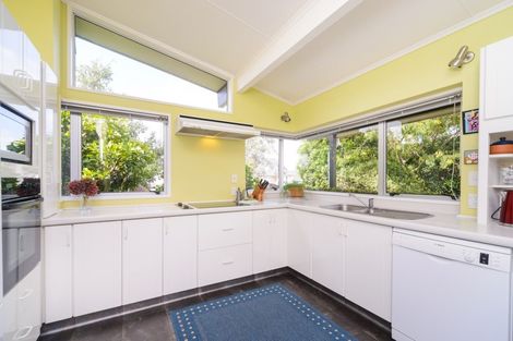 Photo of property in 6 Dunk Place, Milson, Palmerston North, 4414