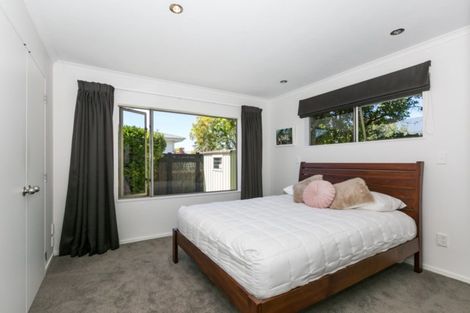 Photo of property in 4 West Place, Greenmeadows, Napier, 4112