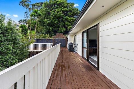 Photo of property in 2/31 Rangeview Road, Sunnyvale, Auckland, 0612