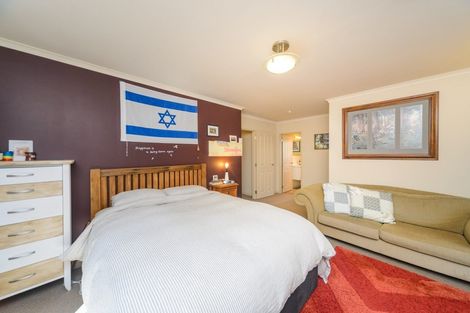 Photo of property in 2 Ranui Place, Feilding, 4702