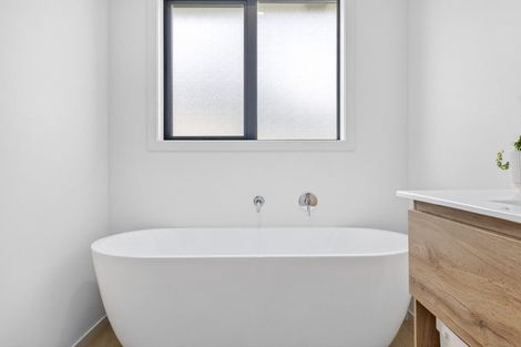 Photo of property in 4 Taylor Street, Cambridge, 3434