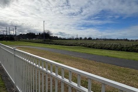 Photo of property in 54 Merlot Drive, Greenmeadows, Napier, 4112