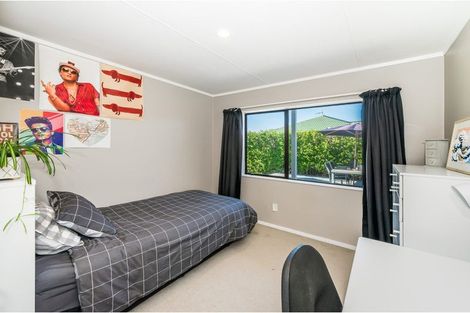Photo of property in 11 Sunburst Court, Paraparaumu Beach, Paraparaumu, 5032