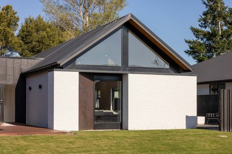 Photo of property in 7 Chatsworth Avenue, Rangiora, 7400