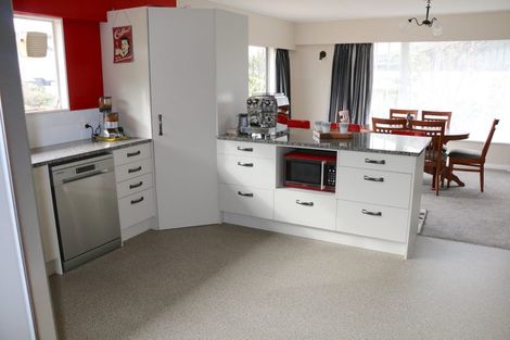 Photo of property in 3 Ardal Grove, Tirohanga, Lower Hutt, 5010