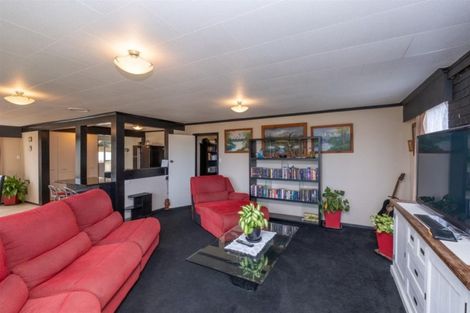 Photo of property in 9 York Street, Eltham, 4322