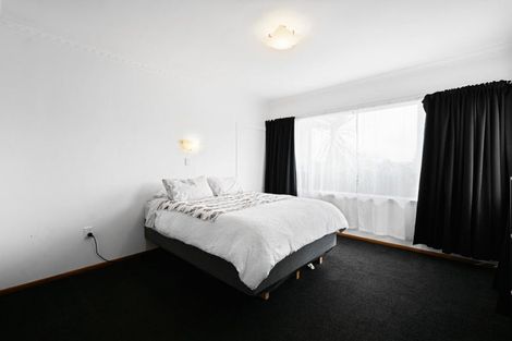 Photo of property in 14 Gilbass Avenue, Hamilton Lake, Hamilton, 3204