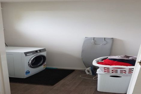 Photo of property in 17 Mckellar Place, Hornby, Christchurch, 8042