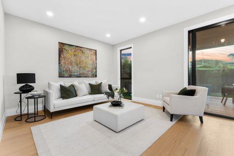 Photo of property in 5 Kotuitui Drive, Wainui, 0992