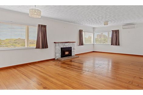 Photo of property in 137 King Street, Hikurangi, 0114