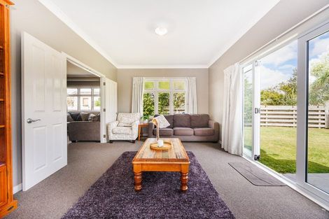 Photo of property in 3 Medway Street, Rongotea, 4476