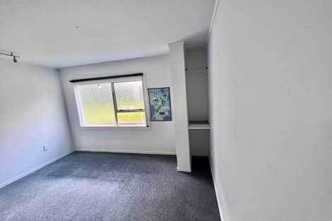 Photo of property in 787 East Coast Road, Northcross, Auckland, 0630