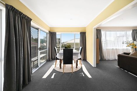 Photo of property in 8 Clark Place, Hillcrest, Hamilton, 3216