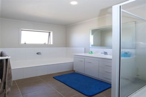Photo of property in 32 Roto Street, Te Kauwhata, 3710
