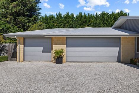 Photo of property in 28 Wilkinsons Road, Harewood, Christchurch, 8051