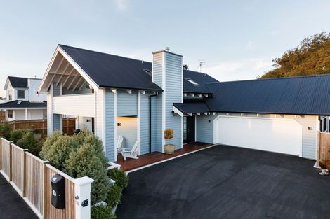 Photo of property in 5 Colombo Street, Hokowhitu, Palmerston North, 4410