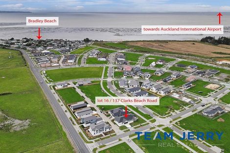 Photo of property in 4 Gertrude Cole Road, Clarks Beach, 2122