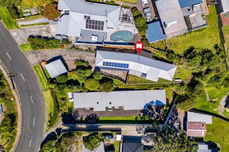 Photo of property in 52 Queens Road, Glen Avon, New Plymouth, 4312