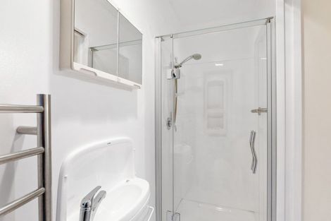 Photo of property in 21 Rubens Place, Burnside, Christchurch, 8053