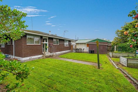 Photo of property in 7 Denver Place, Milson, Palmerston North, 4414