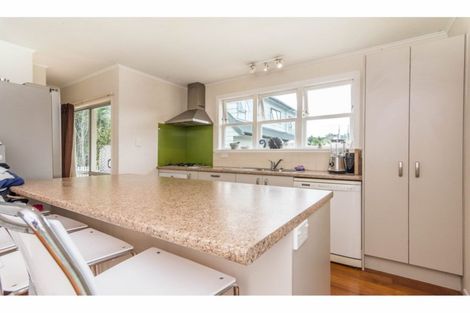 Photo of property in 63 Konini Road, Titirangi, Auckland, 0604