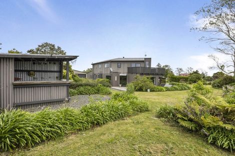 Photo of property in 20 Kiri Road, Te Kiri, Opunake, 4682