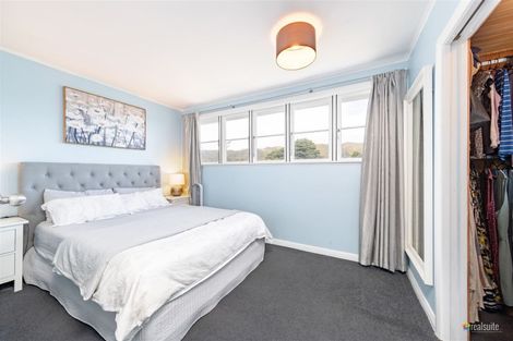 Photo of property in 55 Oxford Terrace, Epuni, Lower Hutt, 5011