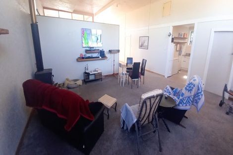 Photo of property in 23 Sneyd Street, Tuatapere, 9620