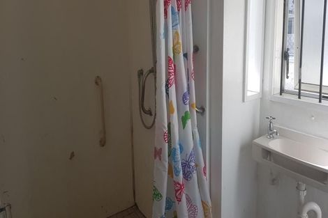 Photo of property in 35 Shirley Road, Shirley, Christchurch, 8013