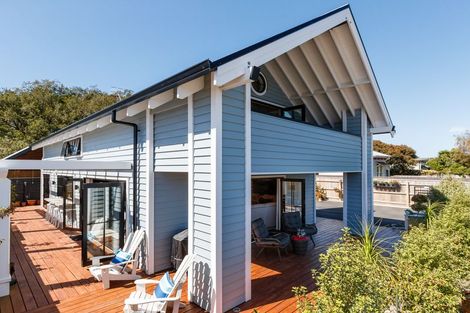 Photo of property in 5 Colombo Street, Hokowhitu, Palmerston North, 4410