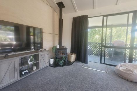 Photo of property in 10 Sombrero View, Ascot Park, Porirua, 5024