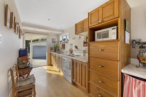 Photo of property in 42 Gaine Street, New Plymouth, 4310