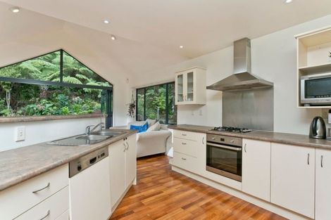 Photo of property in 98 Pemberton Avenue, Bayview, Auckland, 0629