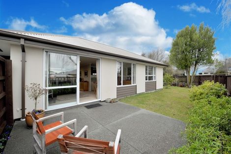 Photo of property in 2 Colina Street Avonhead Christchurch City