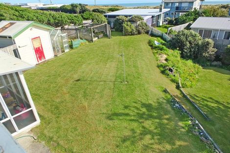 Photo of property in 34 Nelson Street, Foxton Beach, Foxton, 4815
