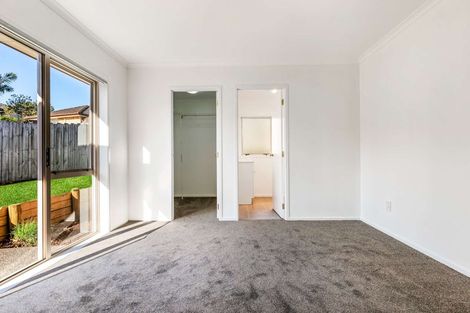 Photo of property in 6 Bibury Avenue, Henderson, Auckland, 0612