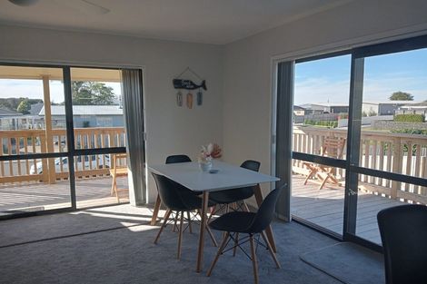 Photo of property in 10a Adela Stewart Drive West, Athenree, Waihi Beach, 3177