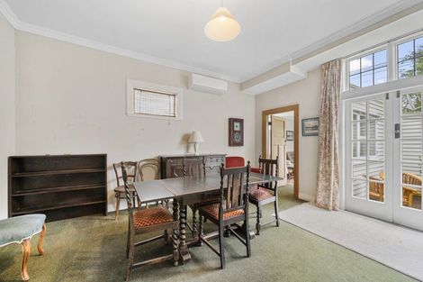 Photo of property in 15 Beauchamp Street, Karori, Wellington, 6012
