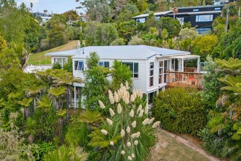 Photo of property in 29 Hebron Road, Waiake, Auckland, 0630