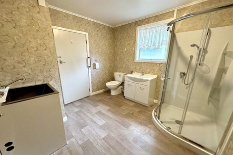 Photo of property in 11 Hamilton Street, Strathern, Invercargill, 9812