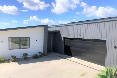 Photo of property in 22 Te Tiireke Drive, Glenview, Hamilton, 3206